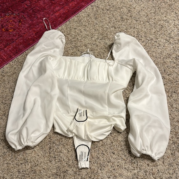 Princess Polly white bodysuit - Picture 2 of 2